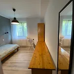 Elles Hostel *