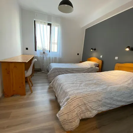 Elles Hostel